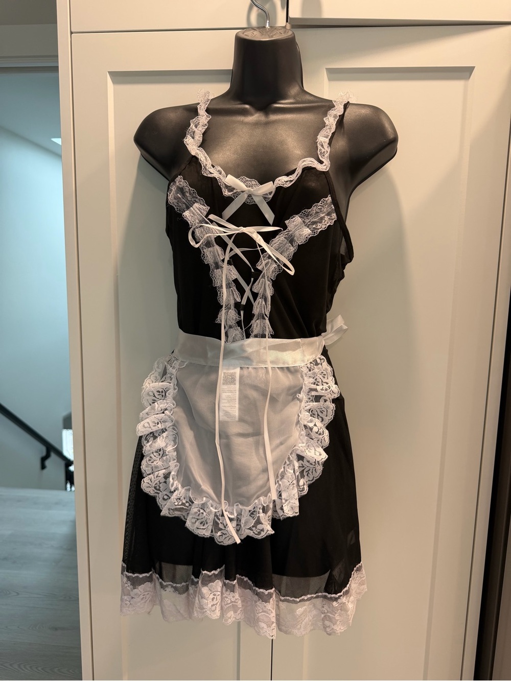 NWOT FLIRTY FRENCH MAID WOMENS HALLOWEEN/ INTIMATES COSTUME - womens Large